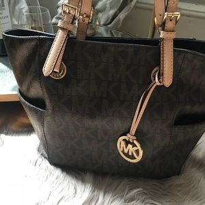 michael Kors  purse